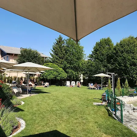 瓦兹和美瑞驰酒店 酒店 4*